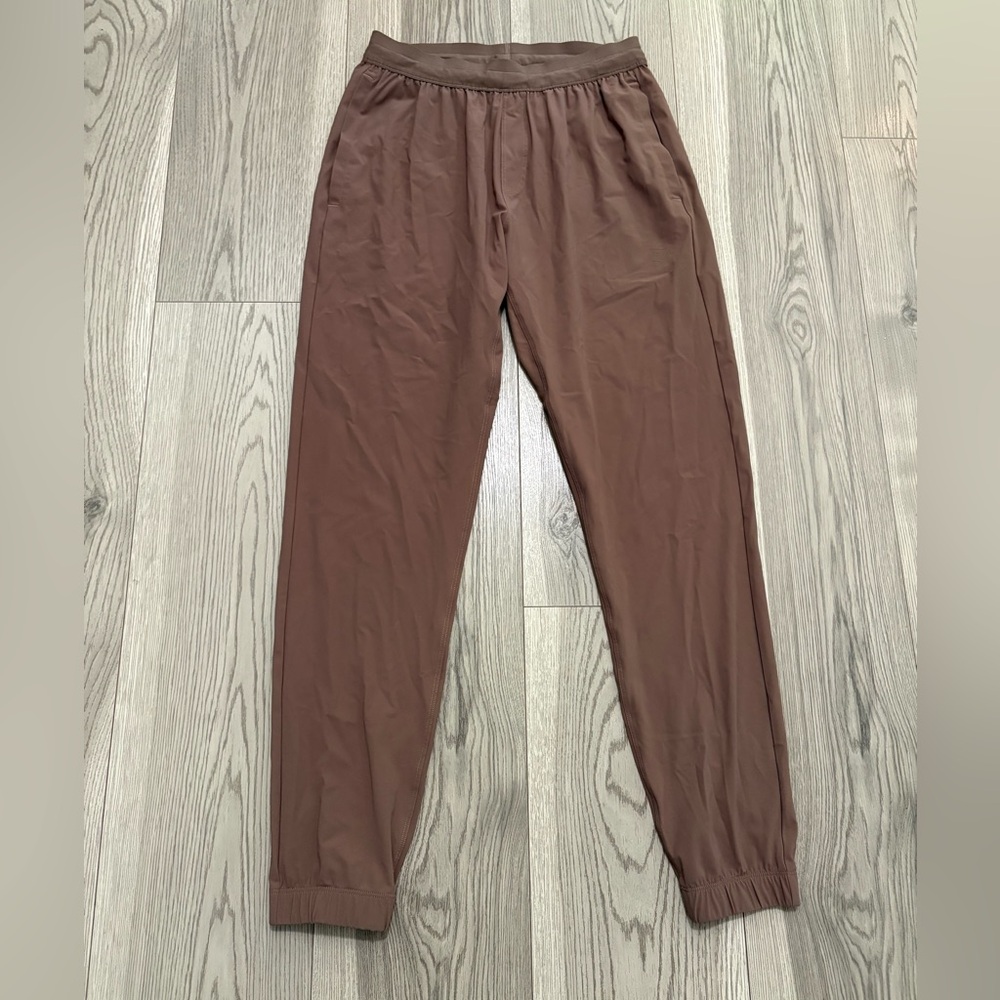 Gymshark Women's Nylon Jogger Pants Size Small.